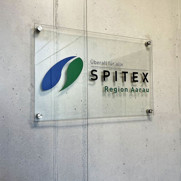 spitex-region-aarau-0377F463A8-5C5C-F3DC-D67B-BEA4157A7CBF.jpg